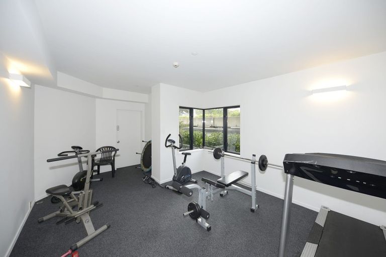 Photo of property in Gloucester Towers, 2/28 Gloucester Street, Christchurch Central, Christchurch, 8013