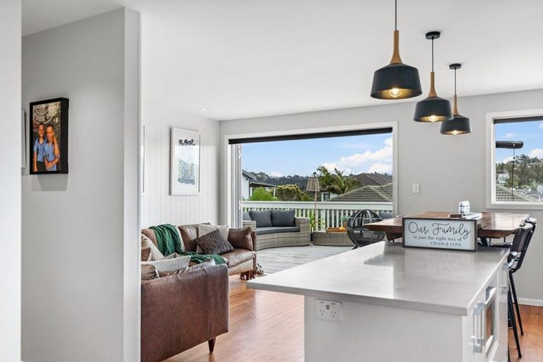 Photo of property in 5 Tainui Street, Torbay, Auckland, 0630
