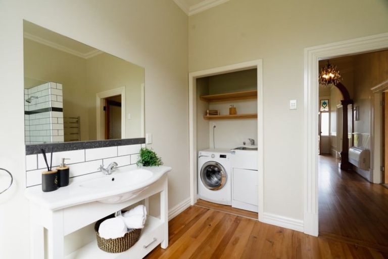 Photo of property in 73 Royal Crescent, Saint Kilda, Dunedin, 9012