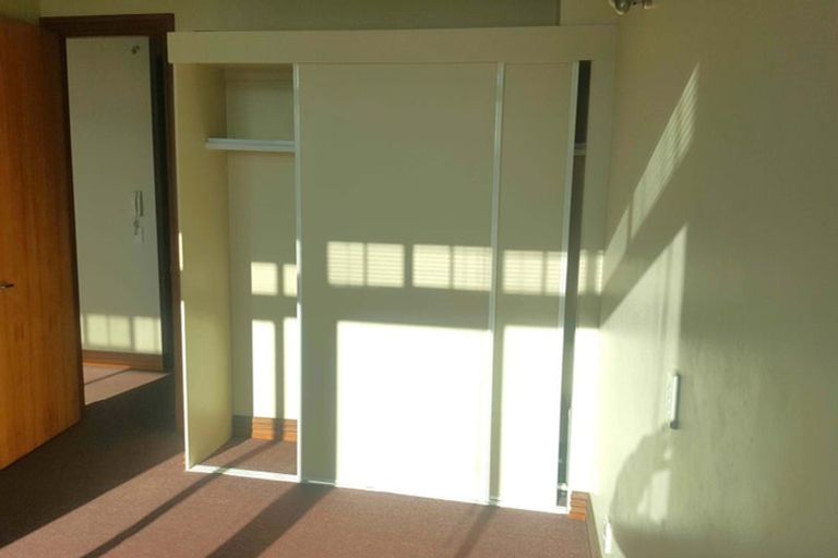 Photo of property in Pirie Street Townhouses, 28/35u Pirie Street, Mount Victoria, Wellington, 6011