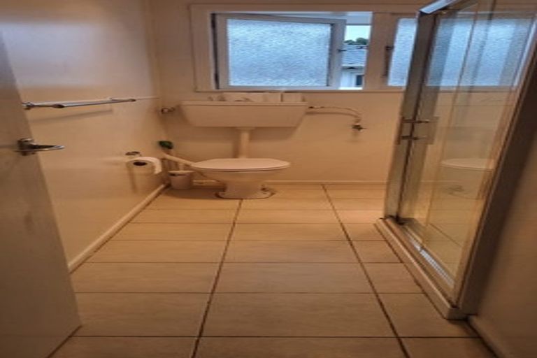 Photo of property in 85 Lincoln Road, Henderson, Auckland, 0610