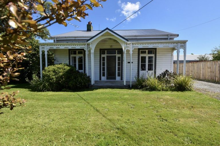 Photo of property in 20 Tyne Street, Carterton, 5713