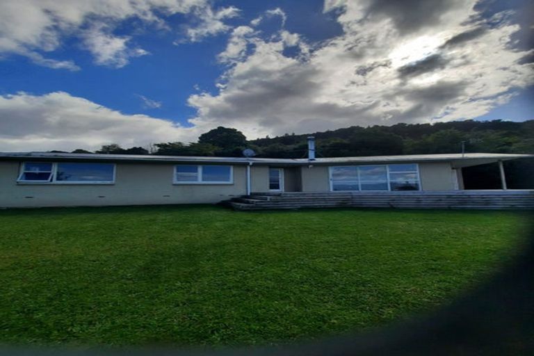 Photo of property in 8 Edward Street, Western Heights, Rotorua, 3015