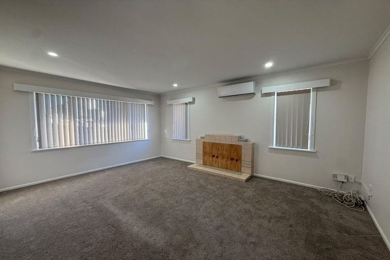 Photo of property in 156 Russell Road, Manurewa, Auckland, 2102