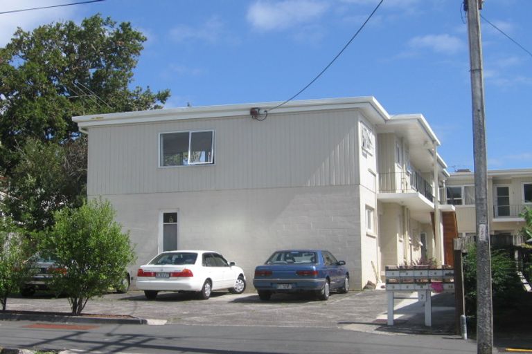Photo of property in 8/7 Owens Road, Devonport, Auckland, 0624