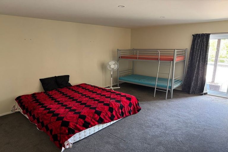 Photo of property in 18 Woodside Common, Westmorland, Christchurch, 8025