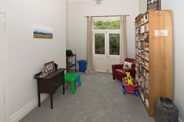 Photo of property in 94 Cole Street, Masterton, 5810