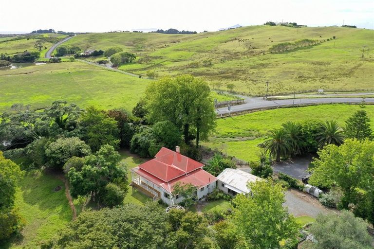 Photo of property in 84 Cove Road, Waipu, 0582