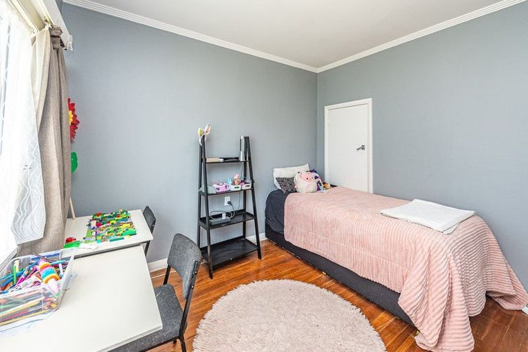 Photo of property in 53 Thatcher Street, Castlecliff, Whanganui, 4501