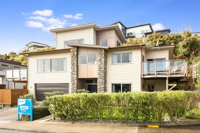 Photo of property in 51 Spyglass Lane, Whitby, Porirua, 5024