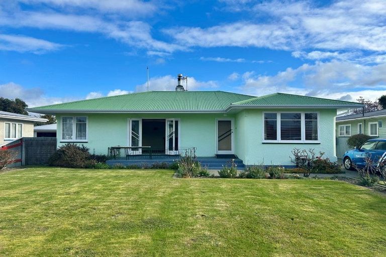 Photo of property in 15 Wycliffe Street, Onekawa, Napier, 4110