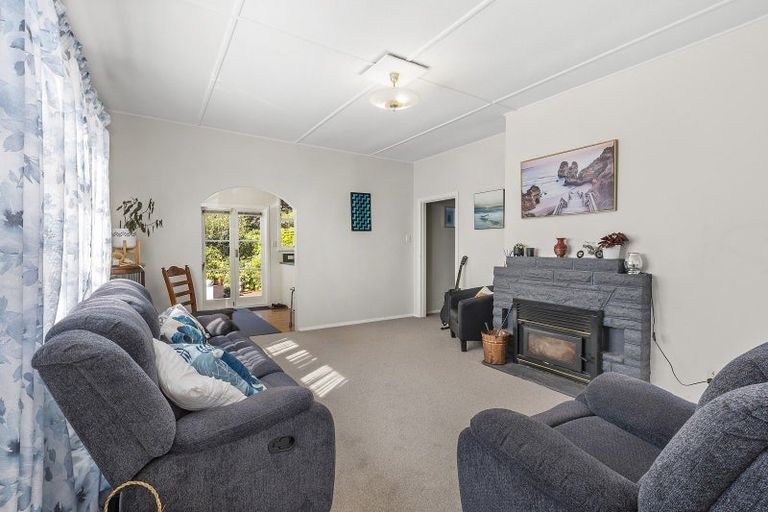 Photo of property in 56 Tannadyce Street, Strathmore Park, Wellington, 6022