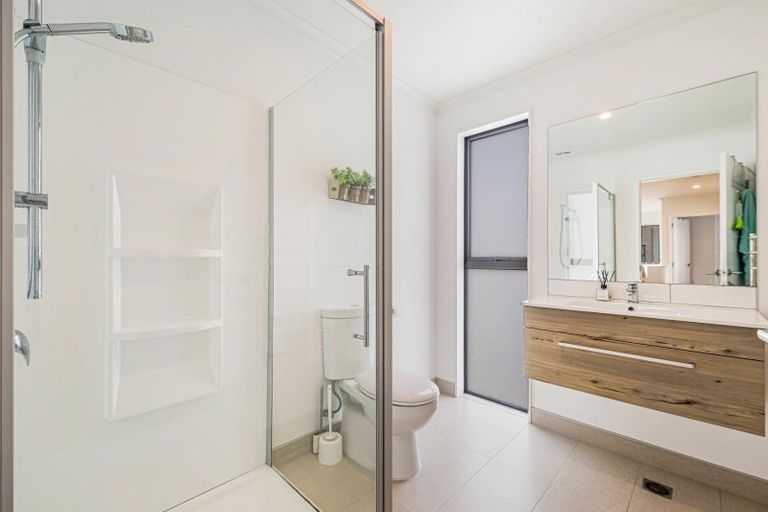 Photo of property in 28d Ian Morrison Road, Hobsonville, Auckland, 0616