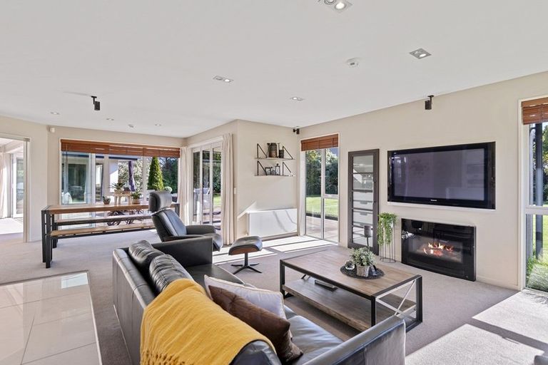 Photo of property in 11 Logan Close, Prebbleton, 7604