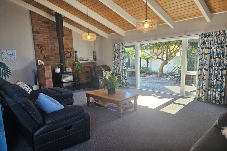 Photo of property in 21 Bealey Street, Hokitika, 7810