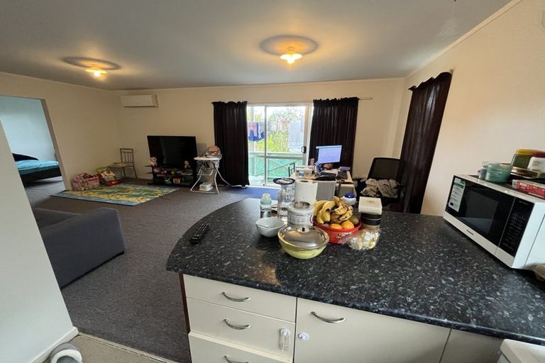 Photo of property in 9-11 Thimble Lane, Whitby, Porirua, 5024