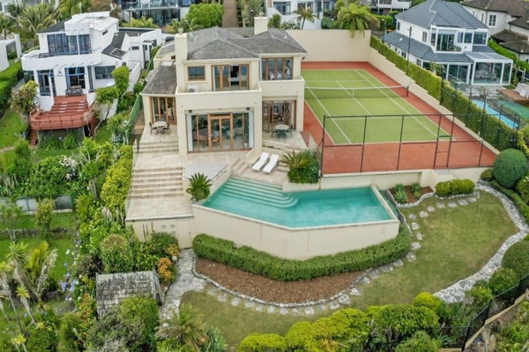 Photo of property in 207 Beach Road, Campbells Bay, Auckland, 0630