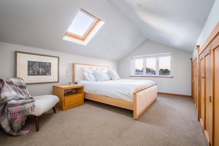 Photo of property in 86 Saint Martins Road, Saint Martins, Christchurch, 8022