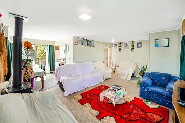 Photo of property in 1 Fairlight Place, Manurewa, Auckland, 2102