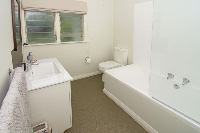 Photo of property in 94 Cole Street, Masterton, 5810