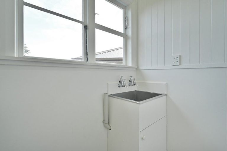 Photo of property in 403 Akina Street, Akina, Hastings, 4122