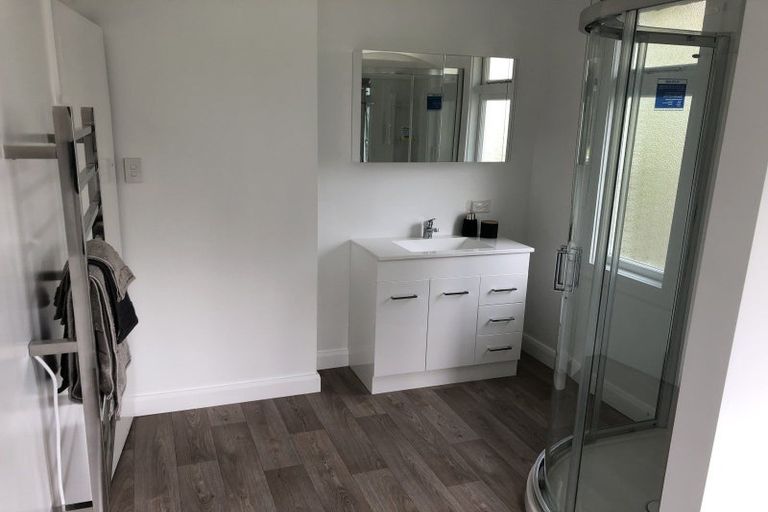 Photo of property in 12 Karina Terrace, Roslyn, Palmerston North, 4414