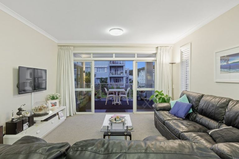 Photo of property in 76 Landmark Terrace, Orewa, 0931