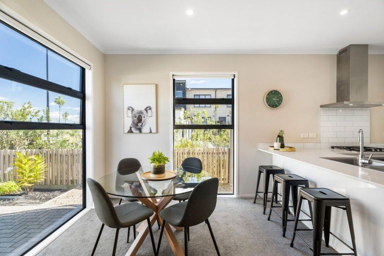 Photo of property in 29 Pukewhero Rise, Westgate, Auckland, 0614