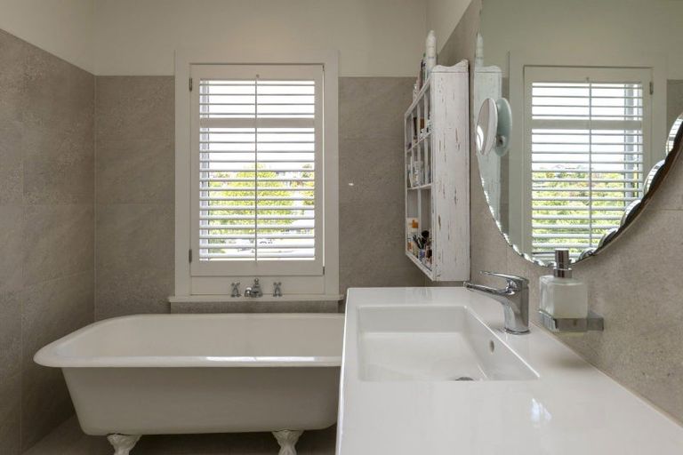 Photo of property in 22b Pipi Street, Two Mile Bay, Taupo, 3330