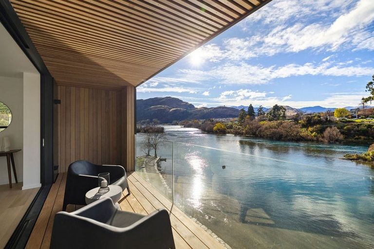 Photo of property in 11b William Rees Place, Kawarau Falls, Queenstown, 9300