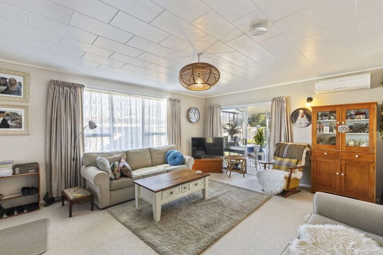 Photo of property in 3a Rossiter Crescent, Lynmouth, New Plymouth, 4310