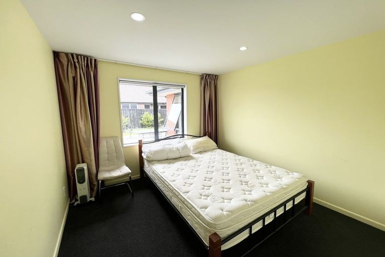 Photo of property in 34 Davaar Crescent, Broomfield, Christchurch, 8042