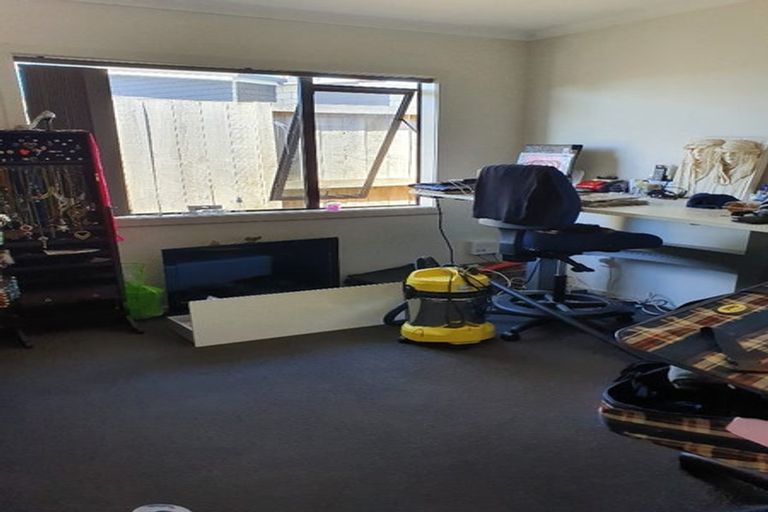 Photo of property in 15 Christobel Circle, Huntington, Hamilton, 3210