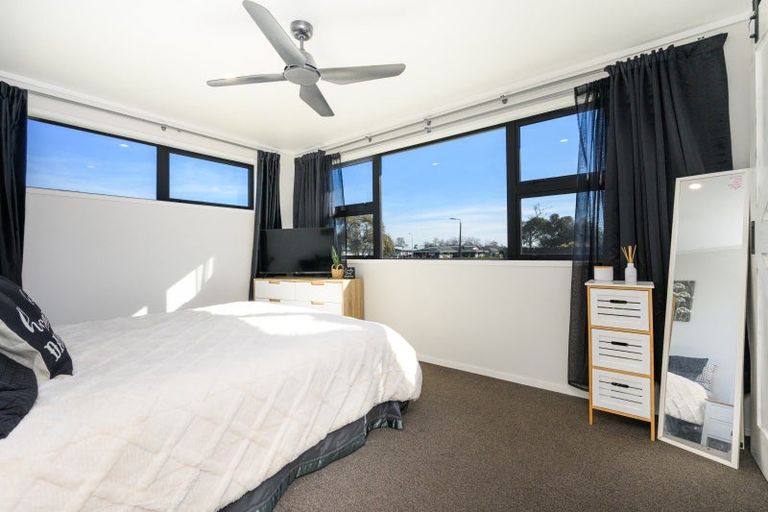 Photo of property in 7 Colonial Place, Kelvin Grove, Palmerston North, 4414