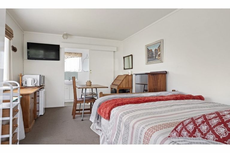 Photo of property in 94 Kitchener Road, Waiuku, 2123