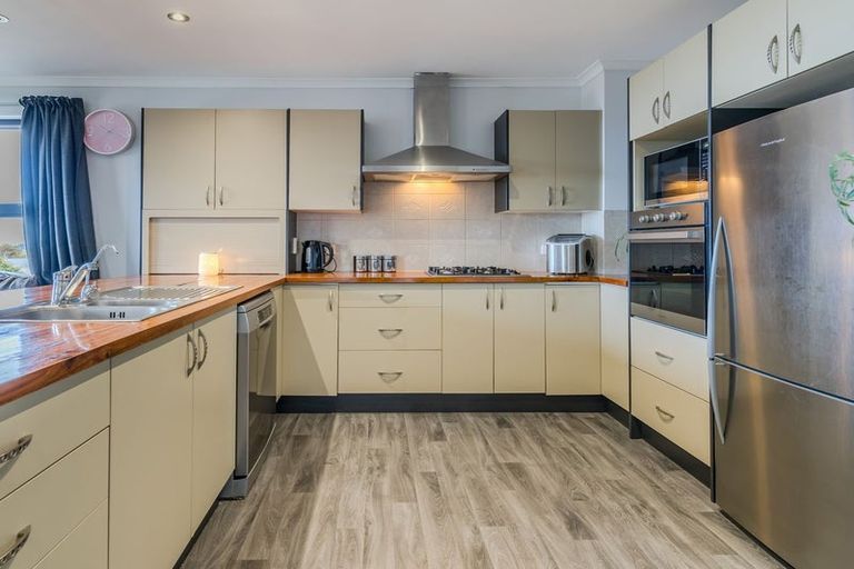 Photo of property in 20 Stephen Street, Halfway Bush, Dunedin, 9010