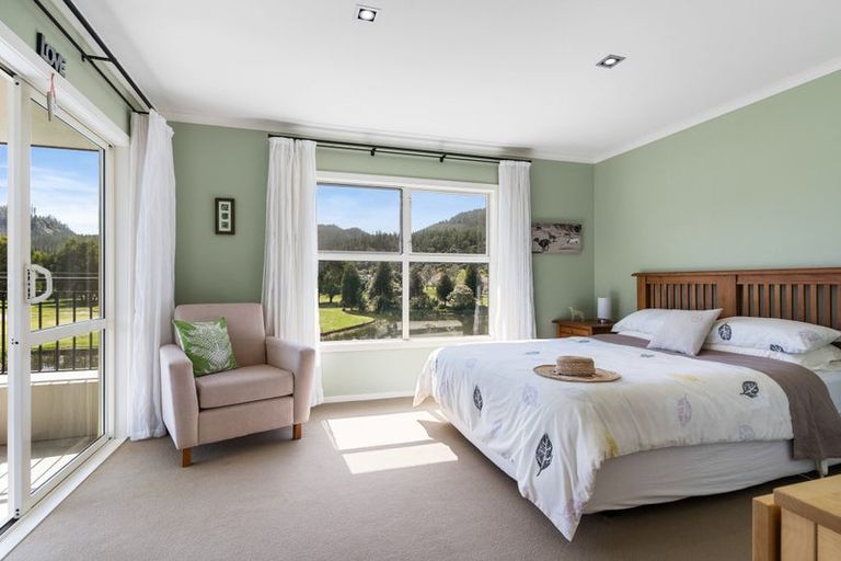 Photo of property in 24 Saint Andrews Drive, Pauanui, Hikuai, 3579