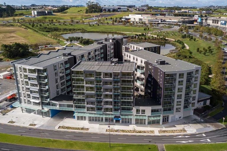 Photo of property in 604/27 Don Mckinnon Drive, Albany, Auckland, 0632