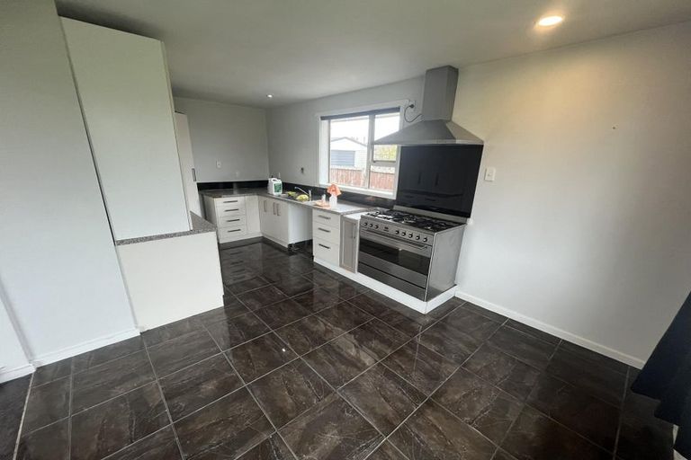 Photo of property in 82 Carisbrooke Street, Aranui, Christchurch, 8061