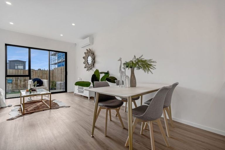 Photo of property in 6 Kiato Lane, Flat Bush, Auckland, 2019