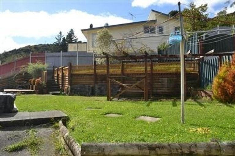 Photo of property in 8 Manurewa Grove, Wainuiomata, Lower Hutt, 5014