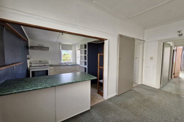 Photo of property in 37 Bay Street, Petone, Lower Hutt, 5012