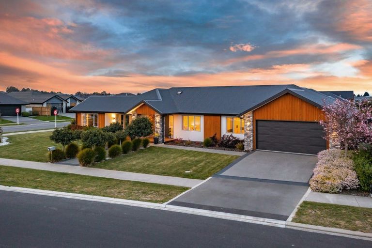 Photo of property in 560 East Maddisons Road, Rolleston, 7615