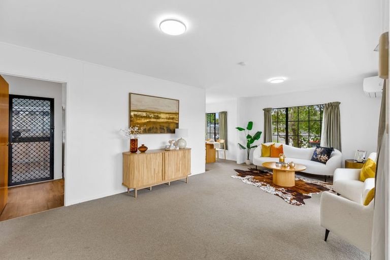 Photo of property in 96a Sturges Road, Henderson, Auckland, 0612