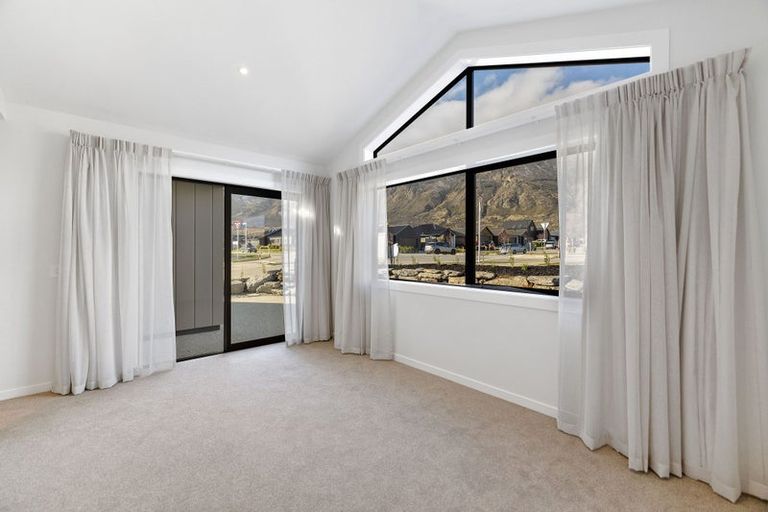 Photo of property in 93 Hedley Road, Levels, Timaru, 7973