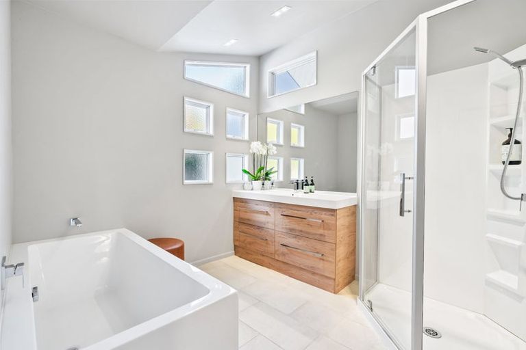 Photo of property in 156 Valley View Road, Otaika, Whangarei, 0170