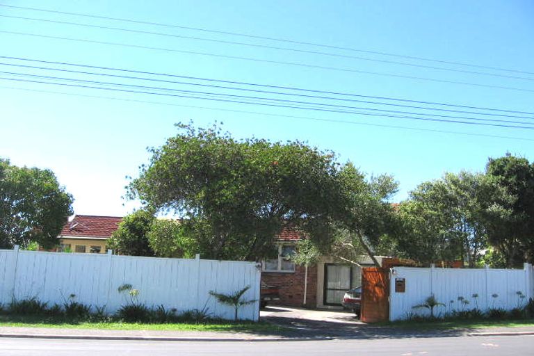 Photo of property in 86 Nile Road, Milford, Auckland, 0620