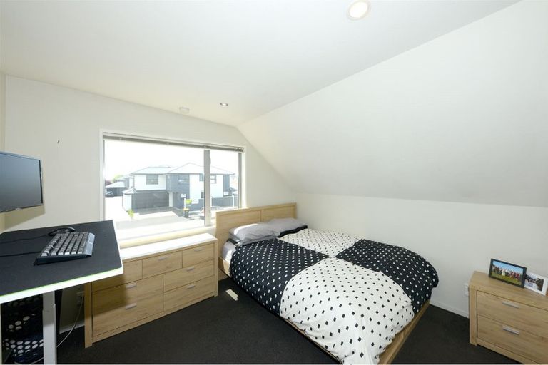 Photo of property in 11a Lyndon Street, Riccarton, Christchurch, 8011