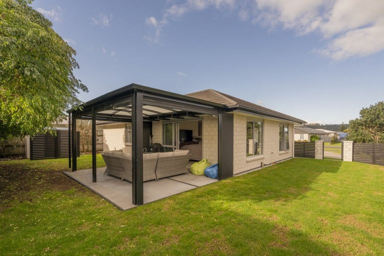 Photo of property in 2 Little George Place, Whitianga, 3510