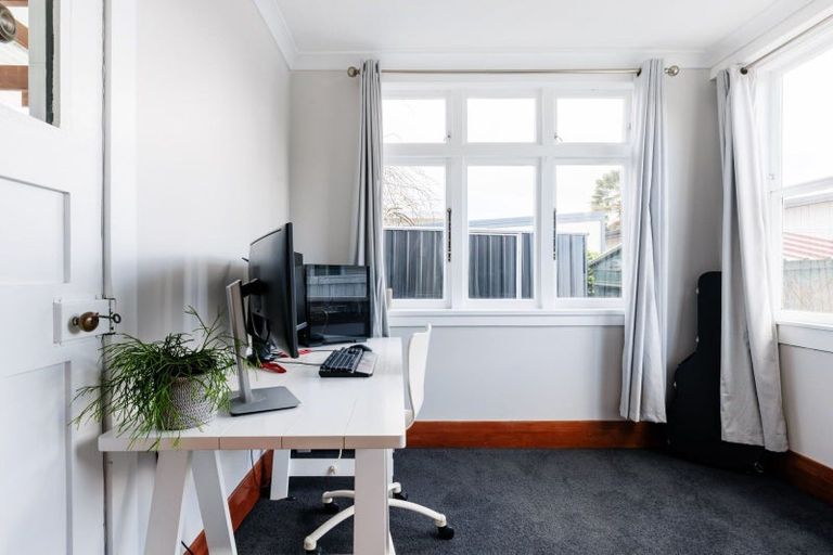 Photo of property in 1 Hinau Street, Maeroa, Hamilton, 3200